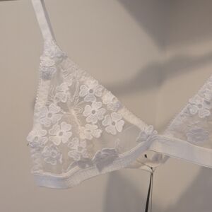 Floral Lace Bralette - White